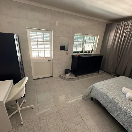 Quartos Em Alloggio in famiglia