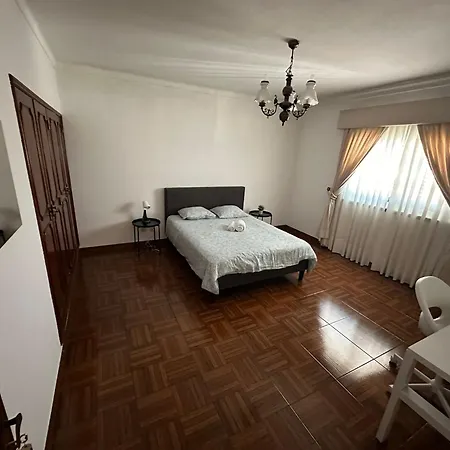 Quartos Em *