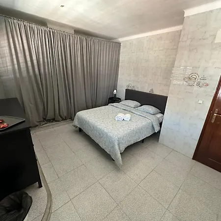 Quartos Em