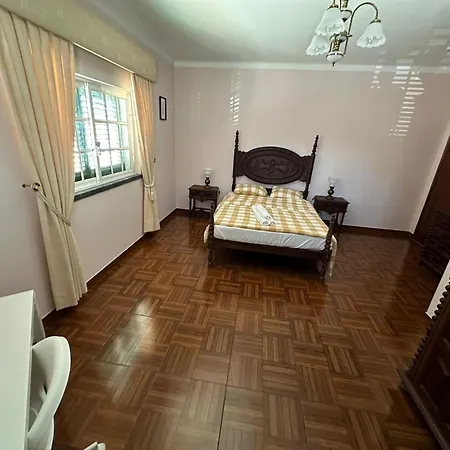 Quartos Em Alloggio in famiglia