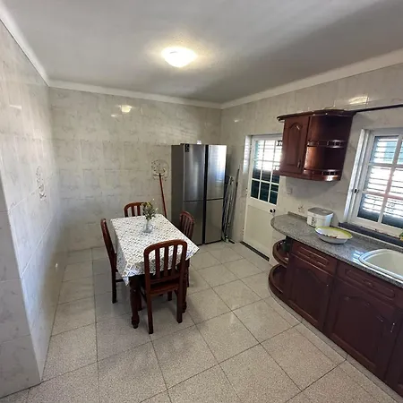 Quartos Em Alloggio in famiglia *