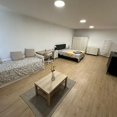 Quartos Em Alloggio in famiglia *